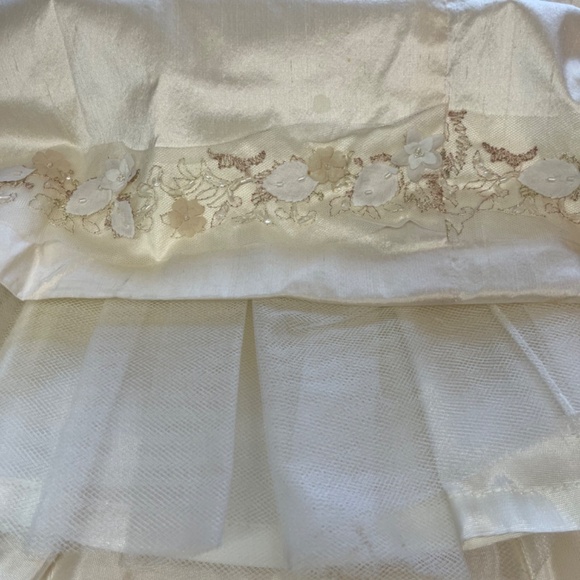 Joan Calabrese Infant gold party dress 24 Months - Picture 4 of 5